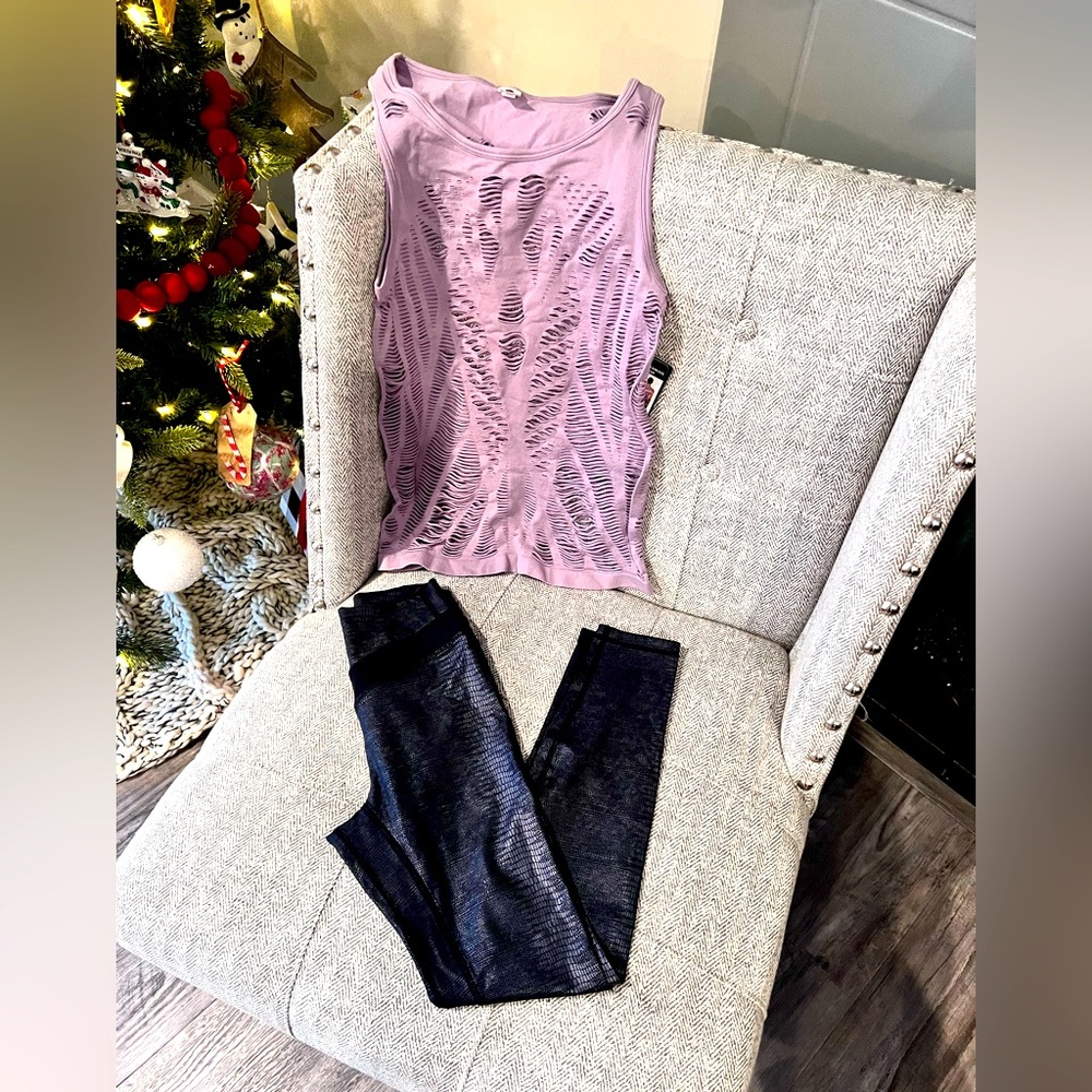Zyia legging outfit.Buy the legging get a free tank!  Iridescent crocodile print
